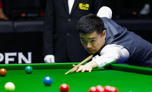 两支球队的 两支球队的